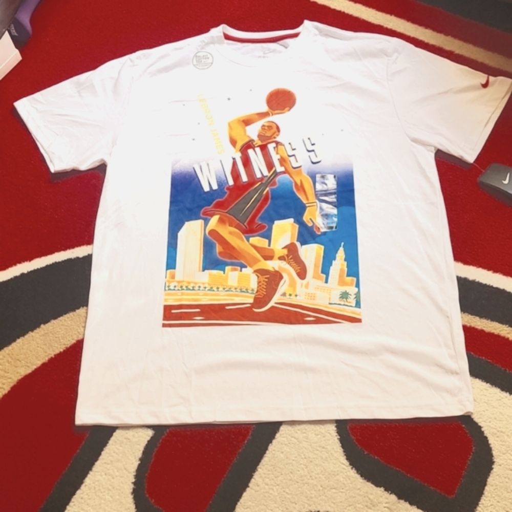 Rare, Brand New Nike Epic Lebron James Witness T-Shirt
